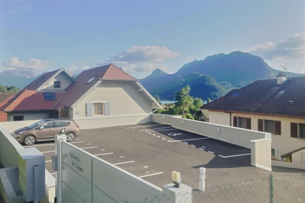 Tres Bel Appartement En Rez De Jardin, Talloires Exterior photo